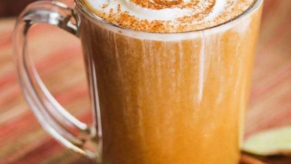 شاي لاتيه بتوابل اليقطين