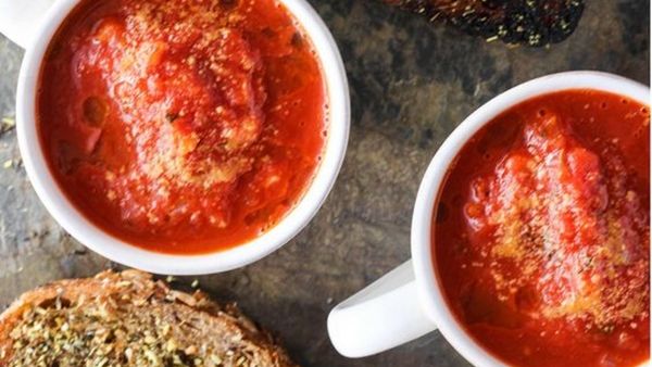 شوربة الطماطم السريعة