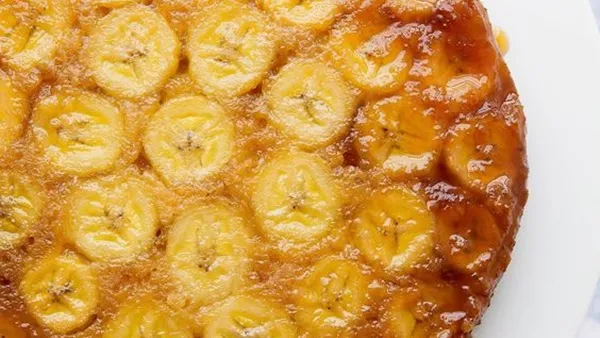 كعكة الموز المقلوبة 
