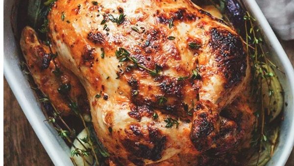 دجاج مشوي بالفرن لحفلات عيد رأس السنة 