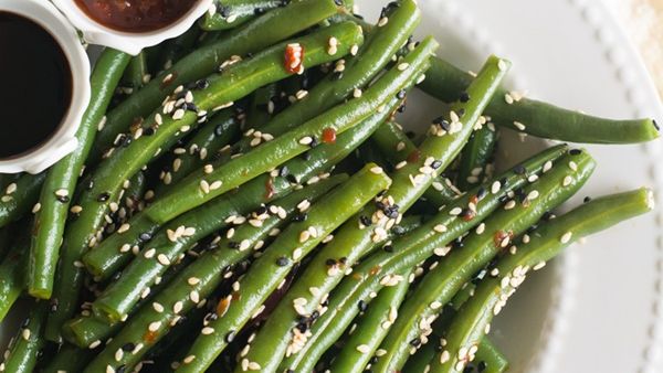 سلطة الفاصوليا الخضراء الطازجة