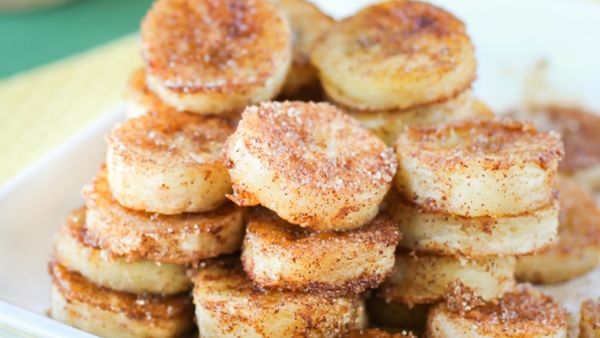 حلى الموز بالعسل والقرفة