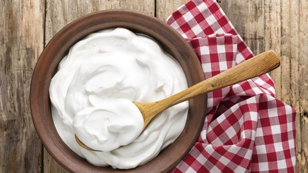 فوائد اللبن الرائب الصحية فوائد اللبن الرائب الصحية