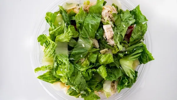 تناول الخضار الورقية الخضراء يوميًا قد يقلل من مخاطر تطوير مرض الكبد
