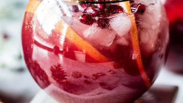 عصير الرمان المنعش