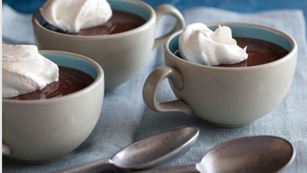 بودينغ الشوكولاتة لعيد الأم