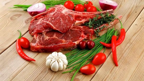 ريش اللحم المشوية بالزعتر