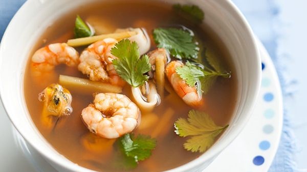 شوربة المأكولات البحرية الشهية