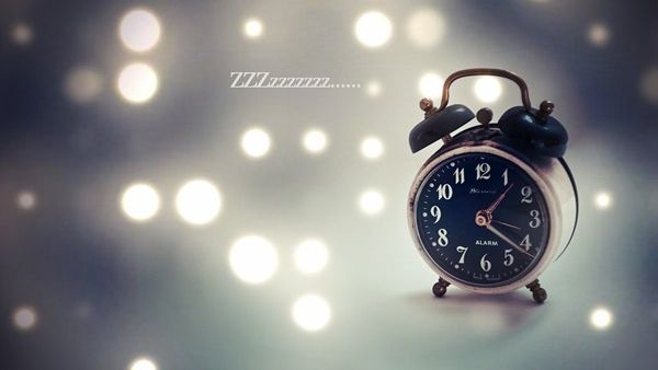 الحرمان من النوم والنتائج غير الصحية المتوقعة