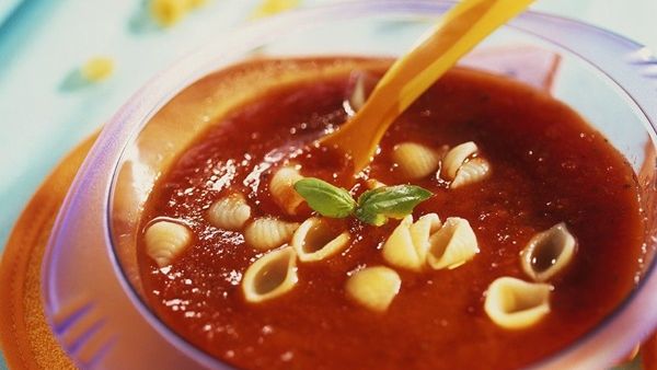 شوربة المعكرونة المتوسطية