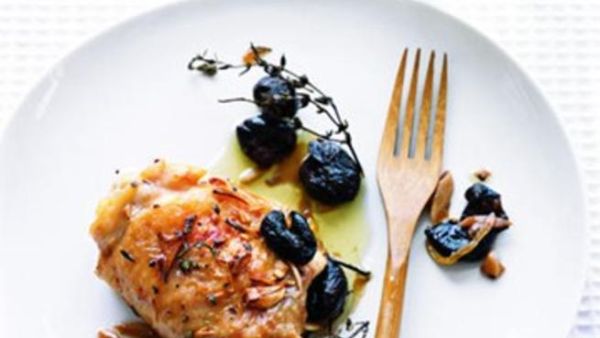 أطباق صحية: الدجاج المحمر بالزيتون،والثوم والزعتر أطباق صحية: الدجاج المحمر بالزيتون،والثوم والزعتر