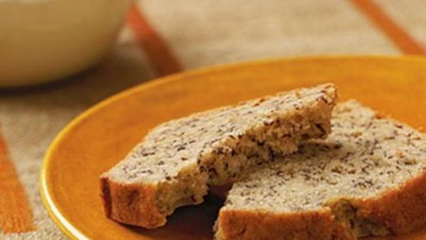 أطباق صحية: خبز الموز الكلاسيكي لتحسين المزاج أطباق صحية: خبز الموز الكلاسيكي لتحسين المزاج