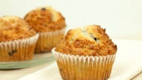 طباق صحية: مافن التوت الأزرق وبذر الكتان طباق صحية: مافن التوت الأزرق وبذر الكتان