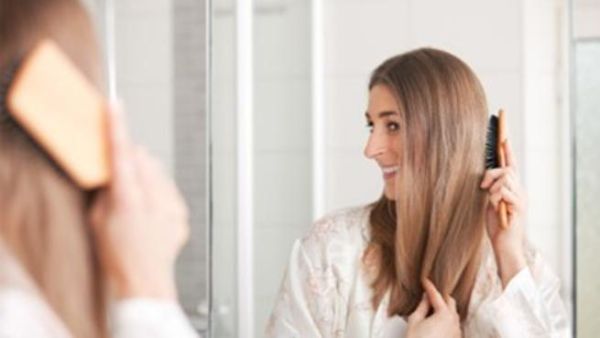 للحفاظ على شعر حريري وناعم يجب استعمال اقنعة طبيعية لتغذيته