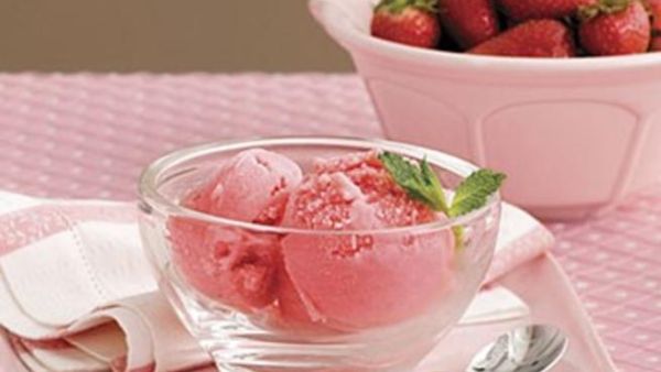 مثلجات الفراولة والموز