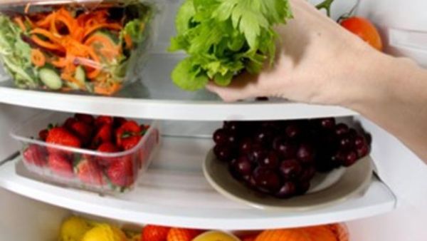 الاكل خارج المنزل يجعلك عرضة للاصابة بالامراض