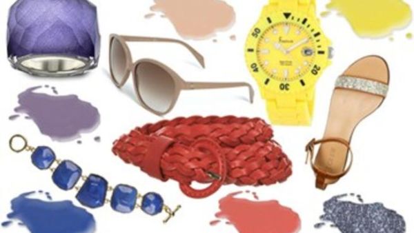 اكسسواراتك مستوحاة من لون طلاء أظافرك