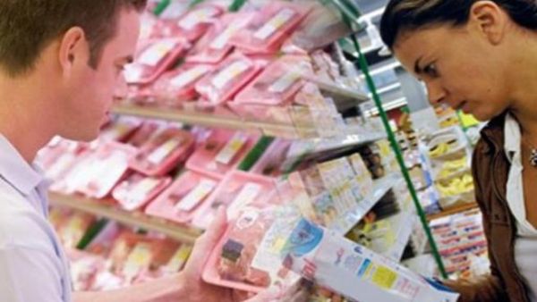 الانتباه على مدة صلاحية الطعام