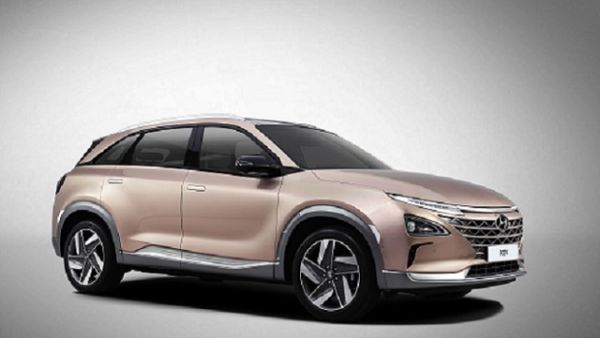 The new fuel cell EV is the newest edition to the Hyundai’s eco-vehicle portfolio and it will help to fulfill Hyundai’s vision to offer clean mobility to the world.

