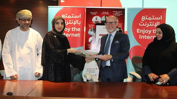 تسعى Ooredoo  إلى المساهمة في تطوير إمكانات شباب السلطنة بالإستثمار في مستقبلهم اليوم.