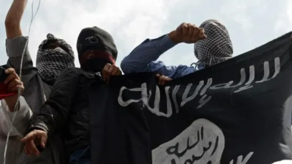كلينتون: اضطهاد "داعش" للمسيحيين والأقليات الدينية الأخرى إبادة جماعية