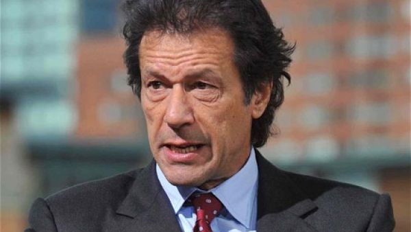 خان: خسرنا 80 مليار دولار في هذه الحرب، في حين خسرت الولايات المتحدة نحو 20 ملياراً فقط.