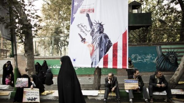 السلطات قالت إن البريطاني تزعم خلية تجسس لصالح لندن