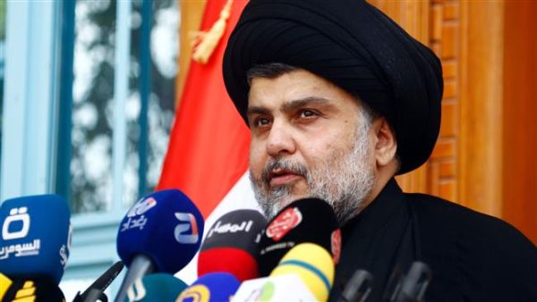Iraqi cleric Moqtada al-Sadr heads to Kuwait in order to improve ties with Gulf countries. (AFP/ File Photo)