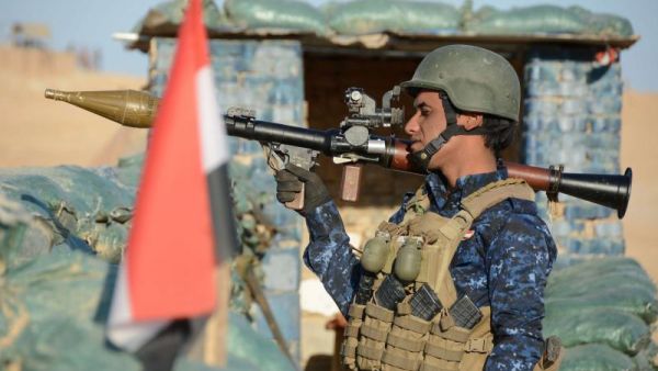 An Iraqi security forces member near Salaheddine province in the western desert bordering Syria. (AFP/File Photo)