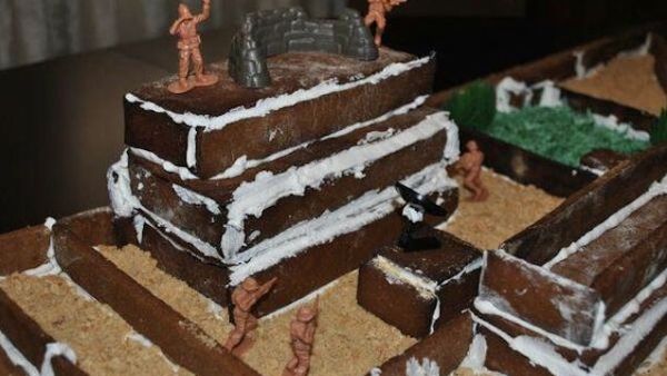 Steve tweeted his confectionery version of the compound in Abbottabad, calling it instead, “Gingerbottabad.”[guns.com]