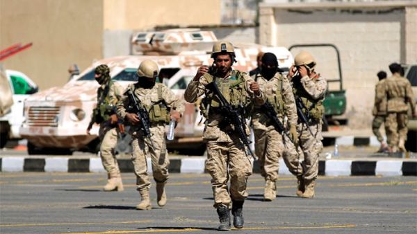 Houthi rebels on Sunday released two Yemeni journalists after nearly two years of detention. (AFP/ File Photo)