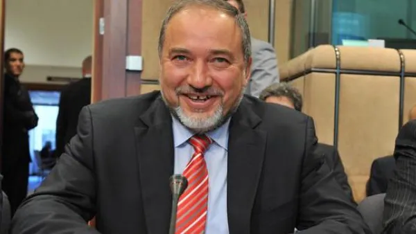 Israeli Defense Minister Avigdor Lieberman (Twitter)