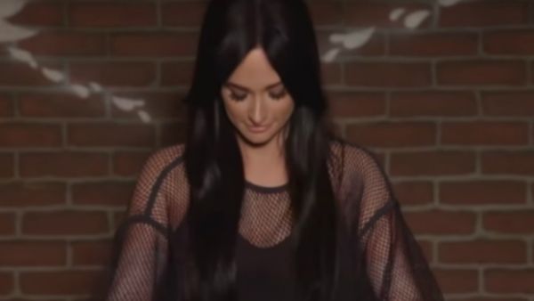 Kacey Musgraves appeared in the latest edition of "Jimmy Kimmel Live's" Mean Tweets alongside Rascal Flatts and other country stars. (Source: Jimmy Kimmel Live - Youtube)