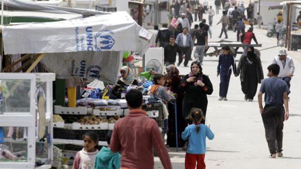 Syrian refugees require more training on skills for the garment and textile sector..  (AFP/File)