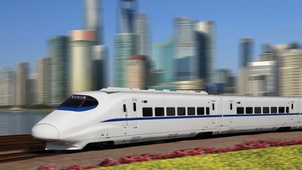 The train will cover the distance between Jeddah and Mecca in 30 minutes. (Shutterstock)