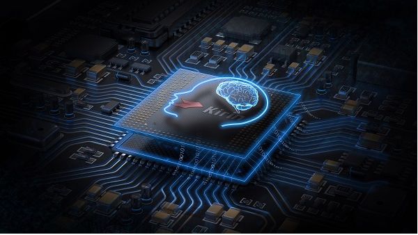 كانت هواوي أول شركة تطلق رقاقة بتقنية 16nm، والتي جاءت في وقت كانت فيه الشركات الأخرى تصمم رقاقات معالجة بتقنية 20nm.