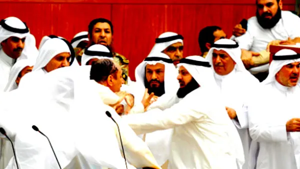 دشتي اساء للسعودية 
