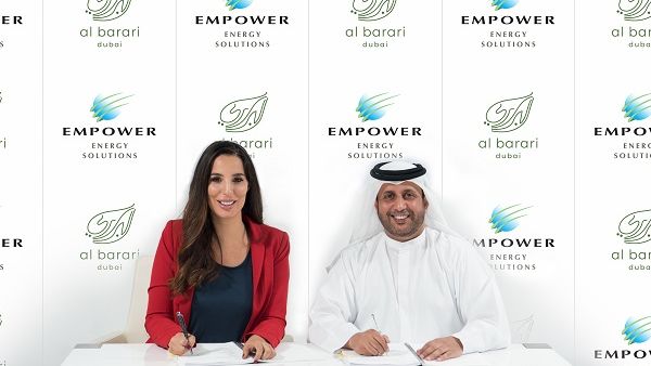 قام بتوقيع الاتفاقية كل من أحمد بن شعفار الرئيس التنفيذي لمؤسسة إمباور ونادية زعل الرئيس التنفيذي، لشركة البراري وقد تمت مراسم التوقيع في مكتب شركة "البراري".