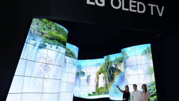 LG OLED Canyon