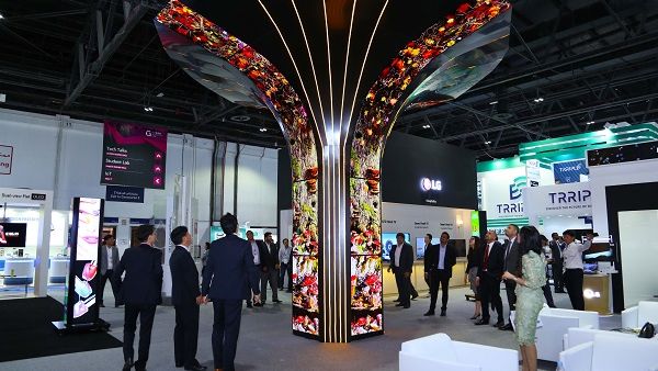 تجمع منتجات إل جي بين أحدث التقنيات المتطورة والتصاميم عالمية المستوى التي تعتني بالتفاصيل الدقيقة التي تحلم بها كل المجتمعات. 