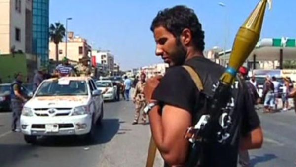 مسلح ليبي في طرابلس