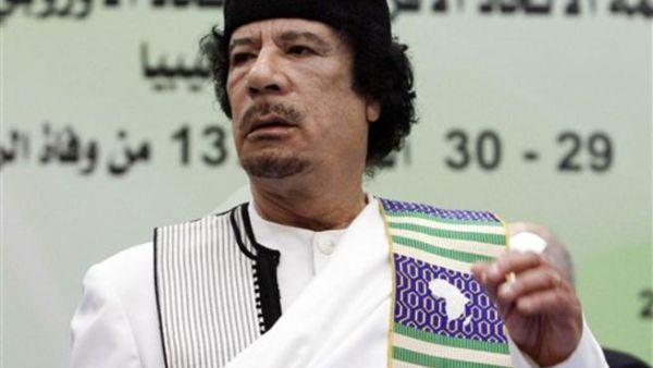 القذافي يخاطب قمة إفريقيا_الإتحاد الأوروبي
