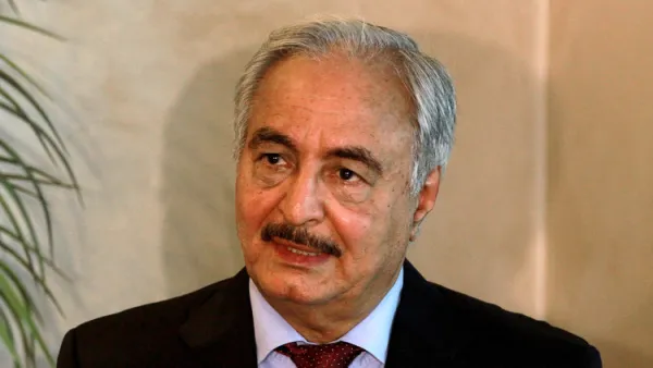 القائد العام للجيش الليبي التابع لمجلس النواب المشير خليفة حفتر 