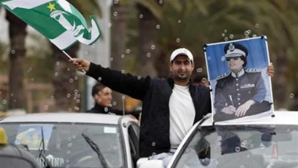وفد من القبائل الليبية يزور مصر يتهم المتمردين بالحصول على الأسلحة المتطورة من بريطانيا وفرنسا