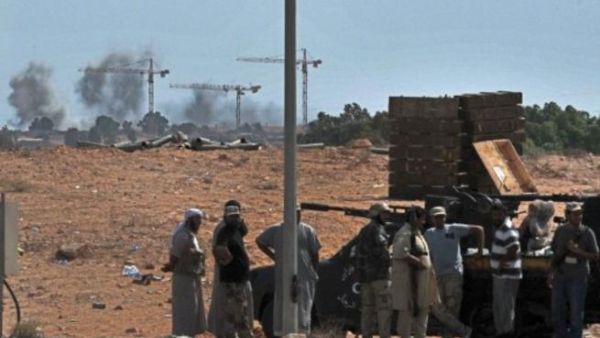 عناصر من المجلس الإنتقالي على مشارف سرت