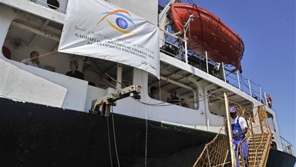 وعلى مدى الأيام الماضية سجلت درجات الحرارة في شمال غرب ليبيا نحو 35 درجة مئوية.

