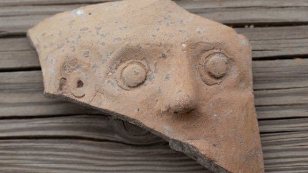 Bes-Vessel (Twitter)