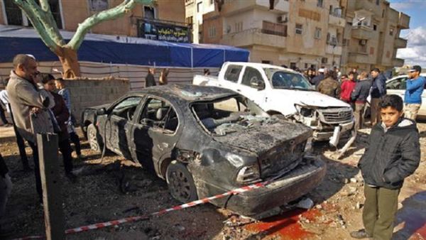 People check the aftermath of an explosion in the eastern city of Benghazi, Libya, January 24, 2018. (AFP/ File Photo)