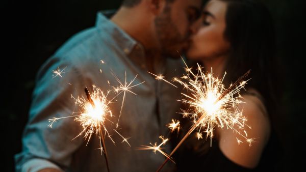 من المعروف أن المرأة تتطلب وقتًا أكبر في الوصول للذروة 