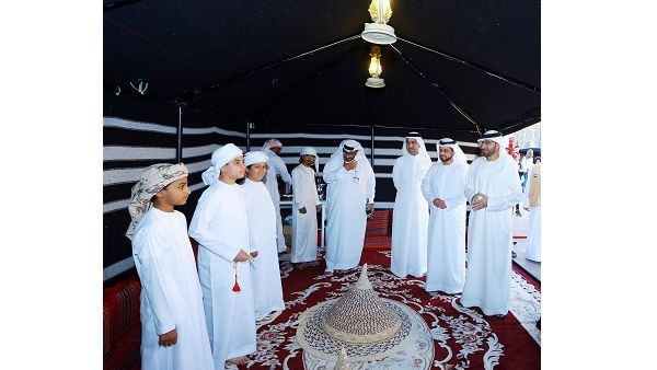 أن دبي للثقافة تلتزم بإثراء المشهد الثقافي، انطلاقًا من تراثها العربي.